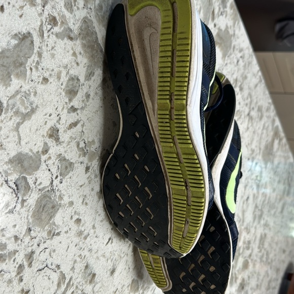 Nike running shoes downshifter size 11 - Picture 4 of 6